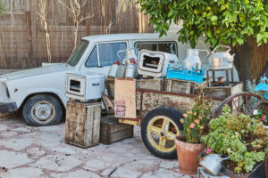 10 Tips for Efficient Junk Hauling: Declutter Your Space Like a Pro